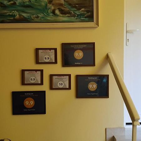 Szlavi Apartman Baja Buitenkant foto